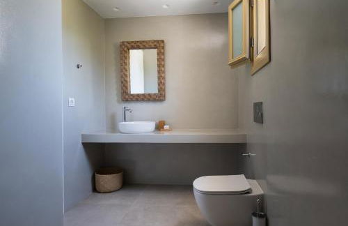 Glaros Kouremenos - Photo 8