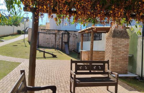 Acolhedor e Bem Localizado - Foto 40