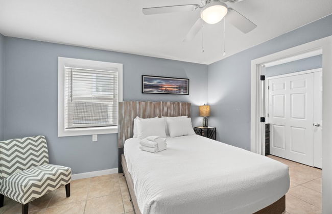 Beach House - Surfs Up Under Tow by PHG - Foto 12