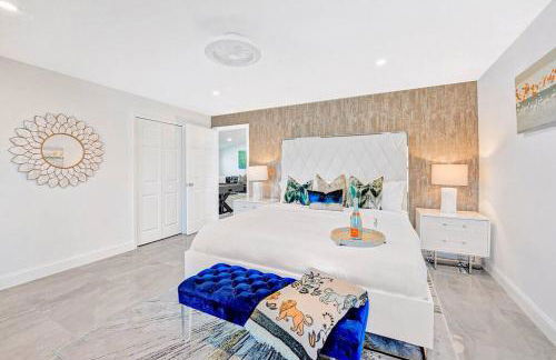 Glamorous Newly Built Pool Home, Tiki Hut, Huge Patio, Air Hockey in Delray Beach Near The Ave! - Foto 18