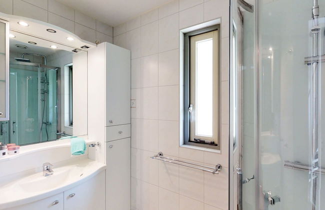 Family Friendly Villa near Center of Kortgene - Photo 8