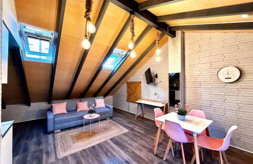 Loft independiente con Piscina compartida en Centro de Valencia - Photo 7