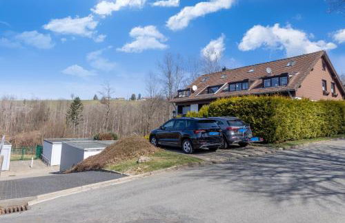 FeWo Harzer Bergwind Sankt Andreasberg, 1 Hund bis 30Kg willkommen, große eingezäunte Terrasse mit Gasgrill - Foto 34