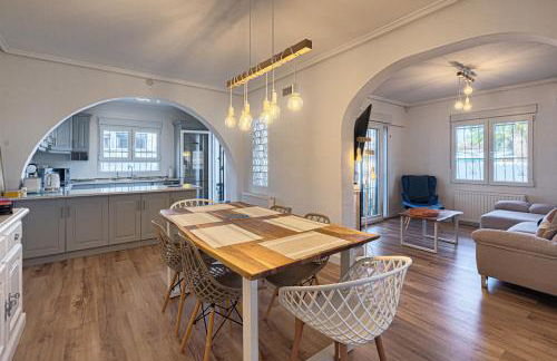 Casa Velazquez - Photo 11