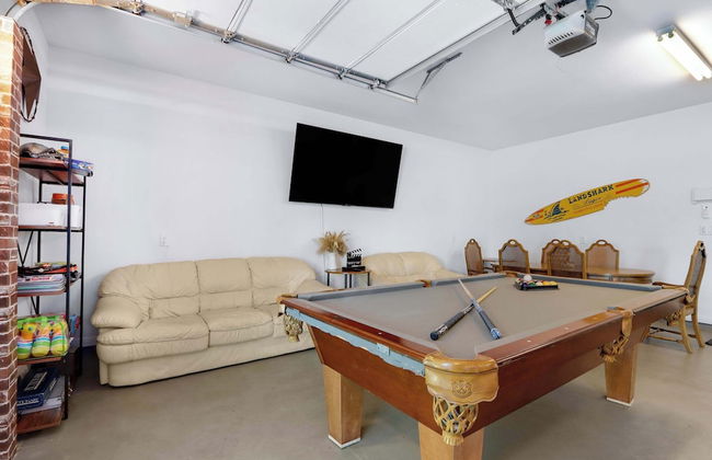 Spacious Retreat & Game Room Sleeps 12 - Foto 21