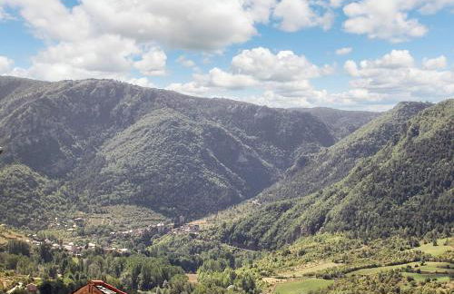 Maison pittoresque à Mostuéjouls avec vue sur la montagne - Photo 17