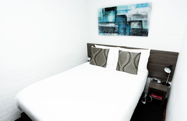Bay Hotel Apartments - Photo 12