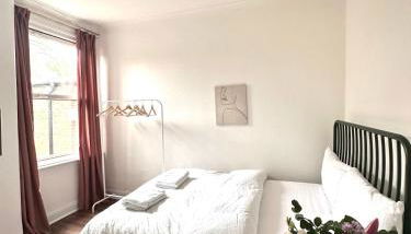 Charming, Renovated Residence in Willesden Green - Foto 4