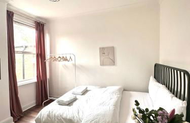 Charming, Renovated Residence in Willesden Green - Foto 4