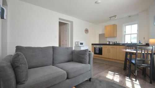 Otter Apartment - Photo 2