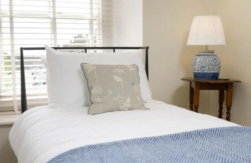 Beautiful Cottage in Picturesque Cotswolds Village - Foto 28