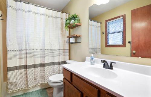 Bigfoot's Hideout - A Hocking Hills Escape - Foto 46