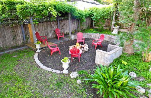 Backyard, Deck and Fire Pit Conroe Getaway - Foto 28