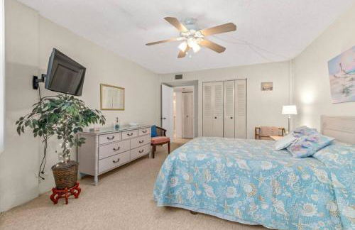 Cozy Ocean Condo with Pool Small Dog Friendly - Foto 19