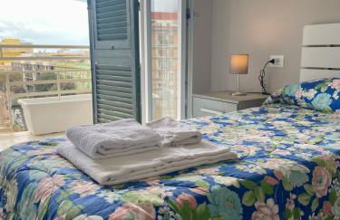 Stefy House - Apartment in Cagliari- super Balcony - Foto 8