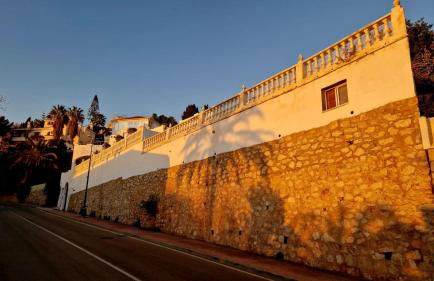 Habitación individual tranquila con baño privado en piso compartido - Photo 4
