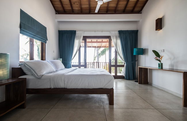 Skinny Beach House - Photo 6