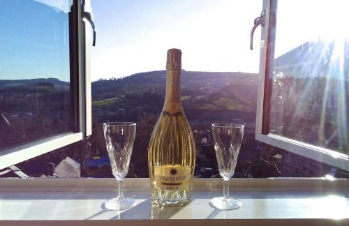 Birds Nest, Romantic getaway with stunning views - Foto 1