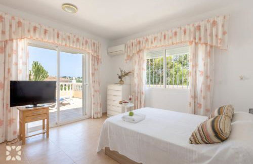 Villa Delicia by Abahana Villas - Photo 14