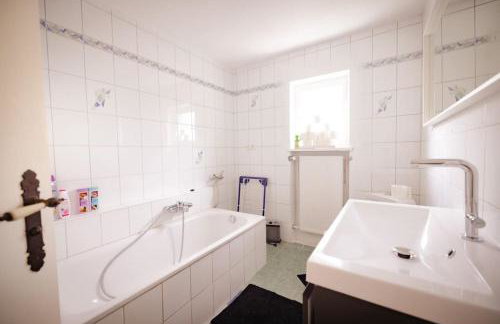 Gemütliches Haus mit Holzofen & Garten - Foto 19