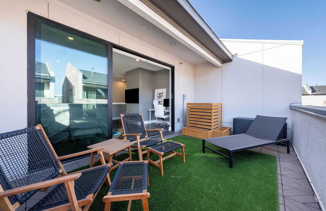 Modern Home, Private Balcony, Near Rainey & Lady Bird Lake Haus of Z - Foto 1