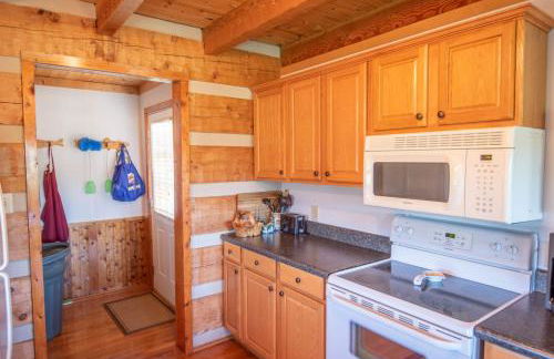 River Access, VIEWS, Sleeps 8, Fire Pit - Foto 13