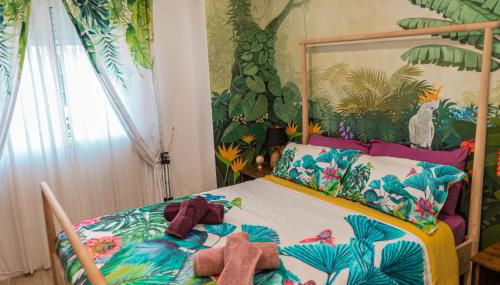 Artistic flat next to Ruzafa Welcome to the Jungle - Photo 5, towels