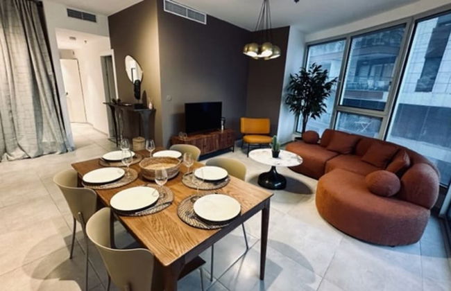 Gindi Tower APT - By Beach Apartments TLV - Foto 1