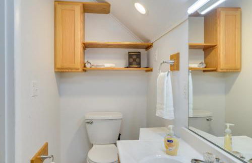 The Eagles Nest at Alpine Cabin with Fireplace! - Foto 12