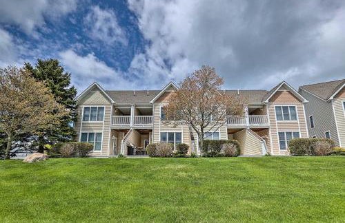 Bright Manistee Condo with Beach and Pool Access! - Foto 29