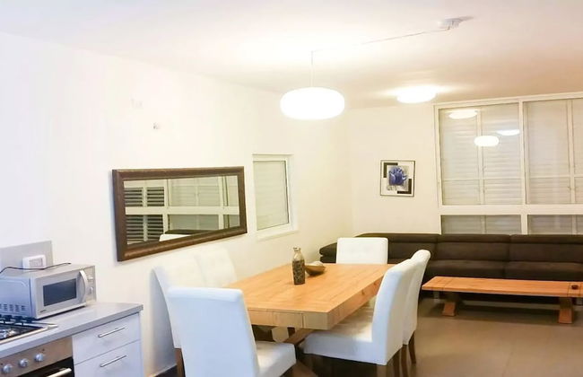 Luxury apt heart Bat-Yam 3 m walk beach - Foto 11