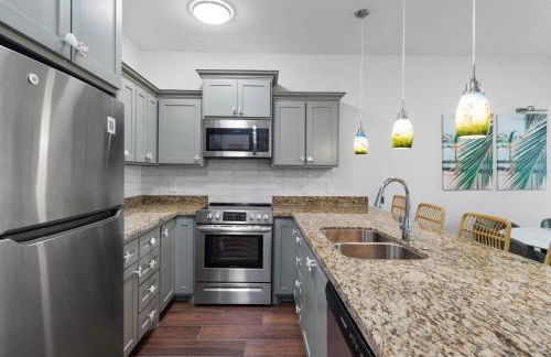 Bayfront Cottage- Pool - Hot Tub - Close to Beach - Foto 5