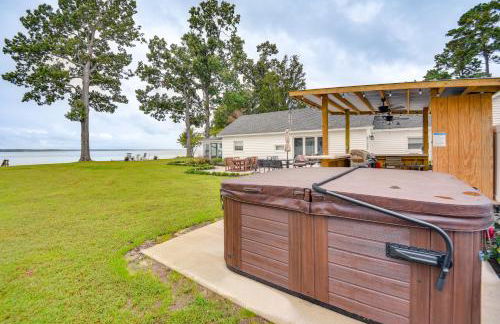 Waterfront Gloucester Cottage with Private Boat Dock - Foto 30