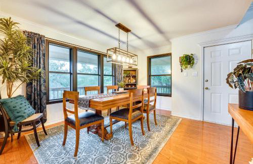 Riverfront Cuero Vacation Home with Spacious Deck! - Foto 6