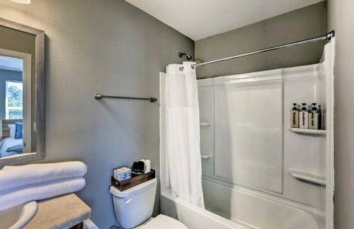 Ideally Located and Elegant Condo with Balcony! - Foto 26