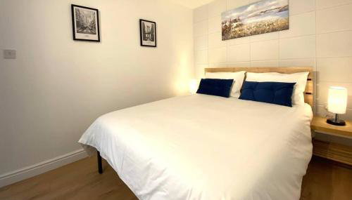 Redhill Town Centre Garden Flat - Foto 4