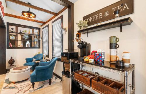 Luxurious 1875 centrally located Canton Akron home, expansive primary & sunset view - Foto 23