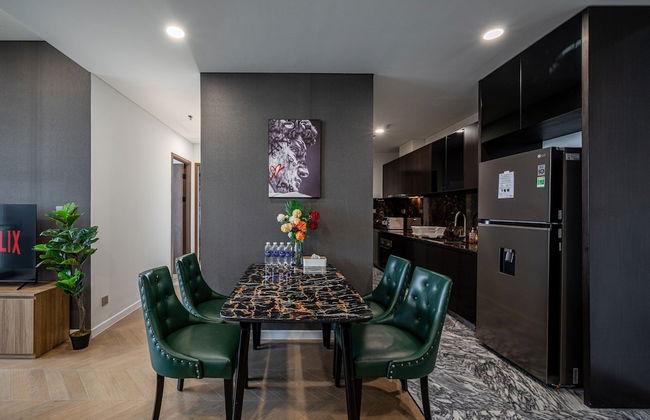 Lumiere Riverside Luxury Apartment - Photo 21