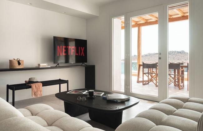 Casa Del Mar Mykonos Seaside Resort - Photo 68