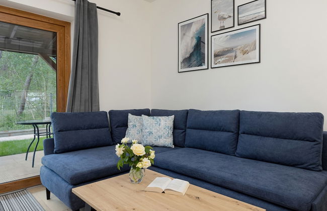 Zielona 11 Apartments by Renters - Photo 47