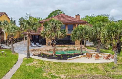 Bay Breeze Estate - Heated Pools, Private Pier & Walk to the Kemah Boardwalk - Foto 44