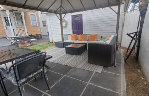 Revamped 3BR Apt with Easy Check-In Family-Friendly - Foto 14