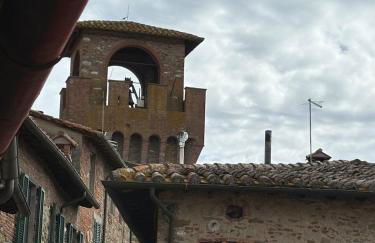 Castle Apartment with Lake View - Foto 19