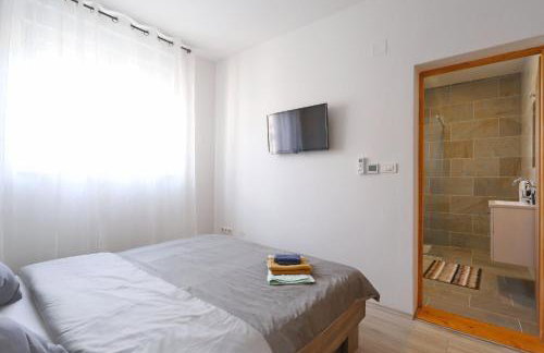 Holidayhouse Alirio with heated pool. - Foto 40