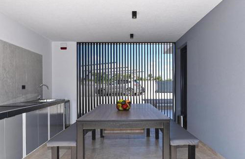 Spacious Villa With Pool and Garden in Stokovci - Foto 54