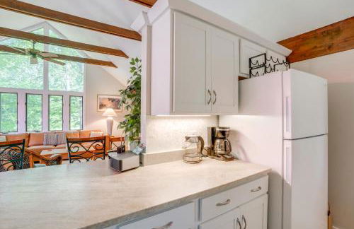 Mtn and Lake Views Serene Wintergreen Resort Escape - Foto 10