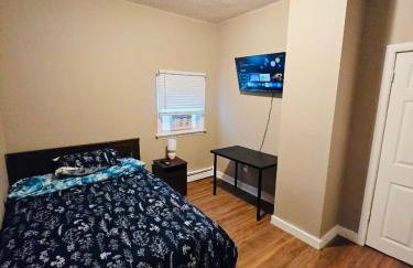 Suites on East Side near Whole Foods, Brown University, Miriam Hospital, MBTA, Downtown, - Foto 41