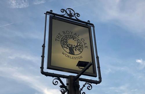 Stylish two bedroom apartment near Rookery Hall - Foto 23