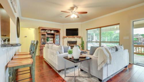 New Braunfels Home with Pool 2 Mi to Guadalupe River - Foto 4