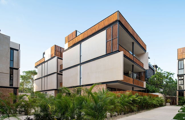 Two Bedroom Luxury Apartment by TuLuna - Photo 33